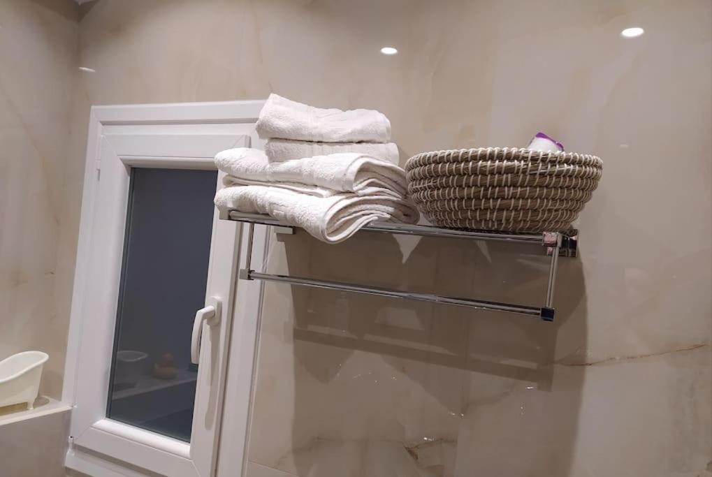 Xenofon'S Cozy Apartment Corfu  Buitenkant foto